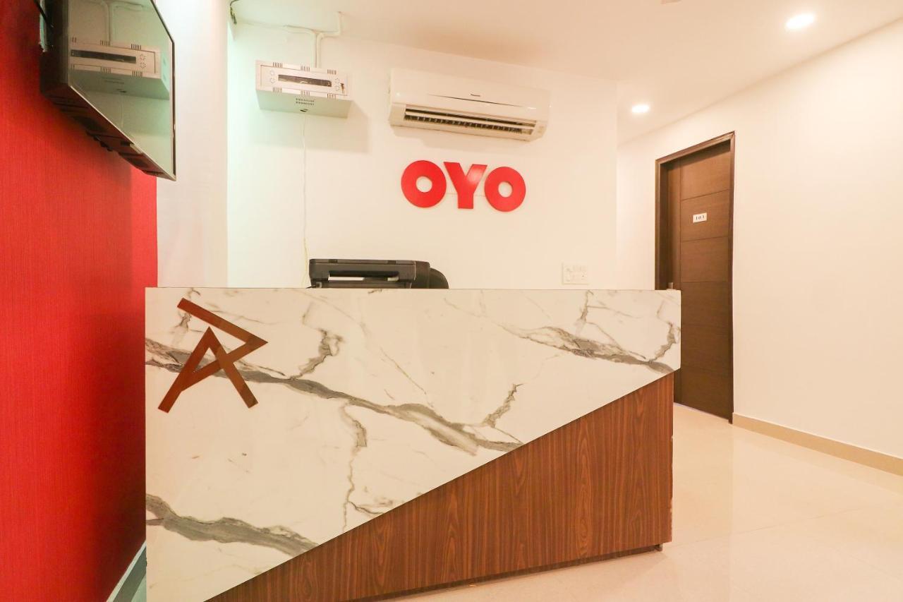 Oyo 63841 White Orchid Hotel Indraprast Ngoại thất bức ảnh