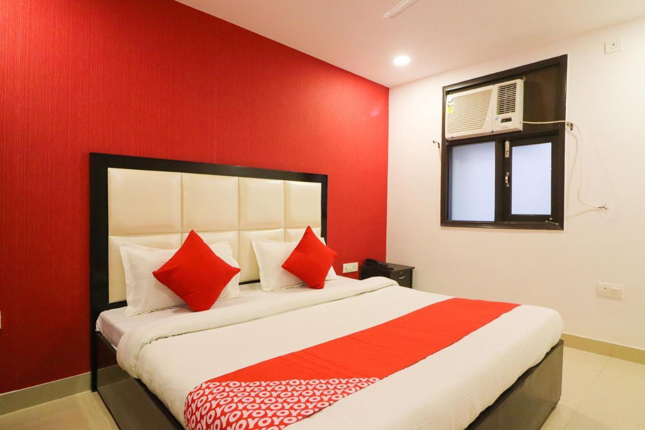 Oyo 63841 White Orchid Hotel Indraprast Ngoại thất bức ảnh